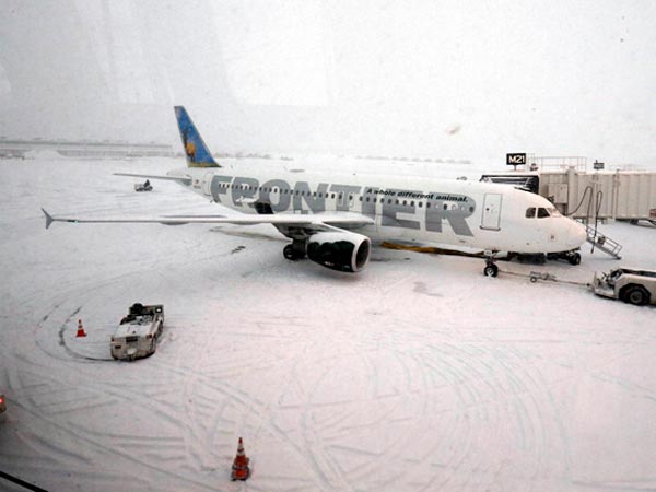 अनंतनाग में बर्फबारी