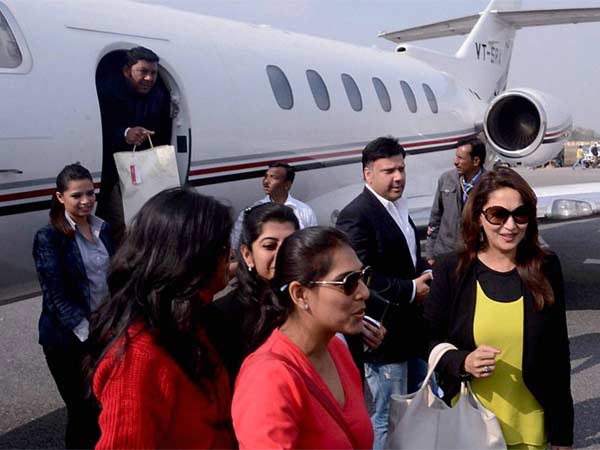 प्रदेश में तस्वीर 