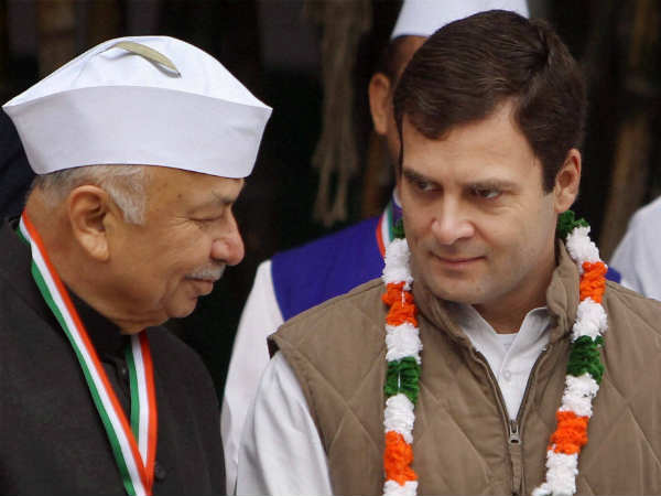 सुशील कुमार शिंदे और राहुल गांधी