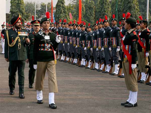 एनसीसी कैम्प में जनरल बिक्रम सिंह 