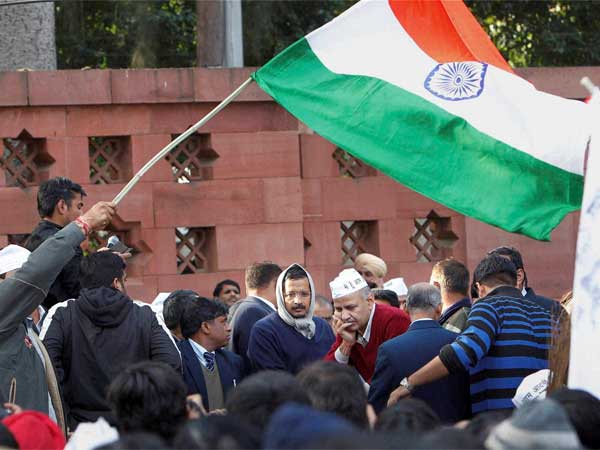 भटक गया मुद्दा या केजरीवाल?