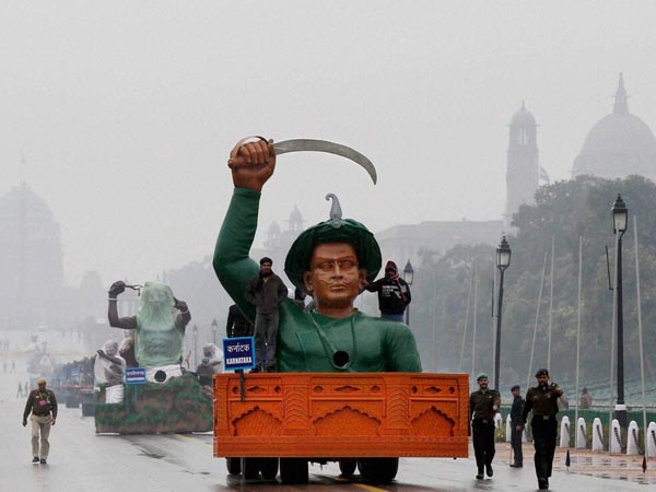 विभिन्न राज्यों की झांकियां