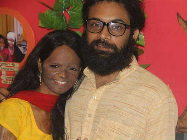 कानपुर के हैं आलोक