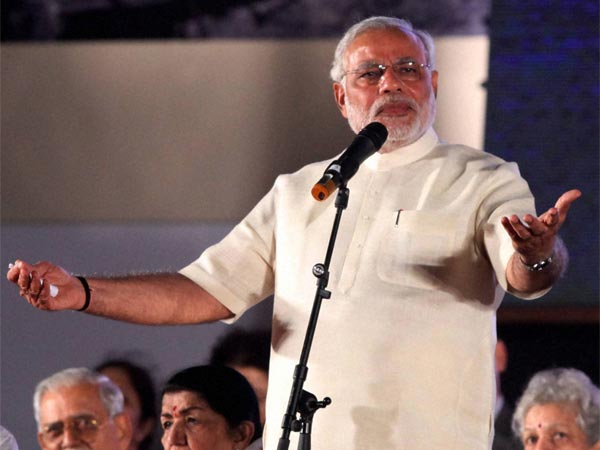 'कांग्रेस जहर बोती है'