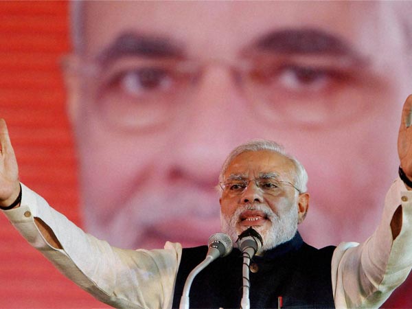 सपा की वजह से मेरठ में दंगे होते हैं...