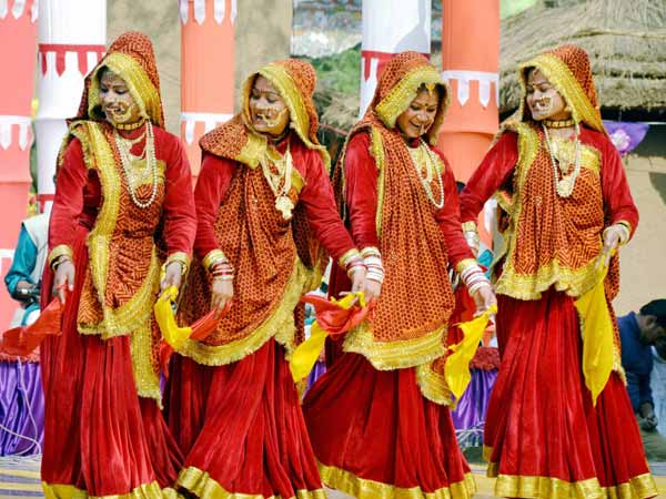 सूरजकुंड मेले में उत्तराखंडी कलाकार