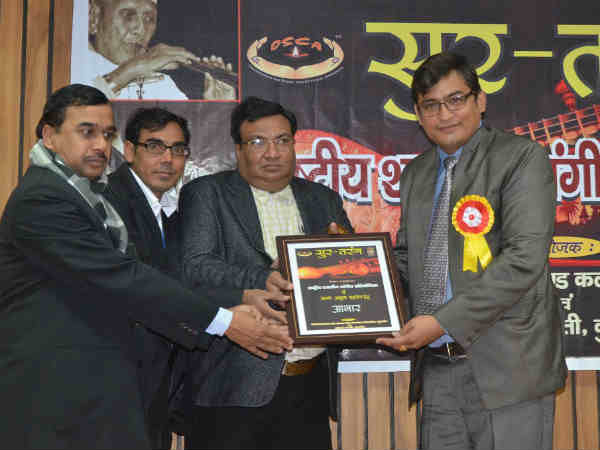 रोटरी क्लब द्वारा आर्थिक सहयोग