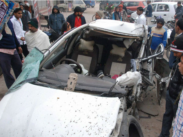 Five killed in Uttar Pradesh road accident Five killed in Uttar Pradesh road accident
