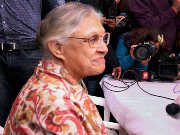 संविधान से परे जाने से फेल हुई आप सरकार : शीला