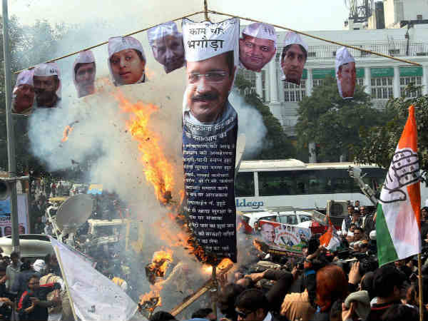 अरविंद केजरीवाल का पुतला