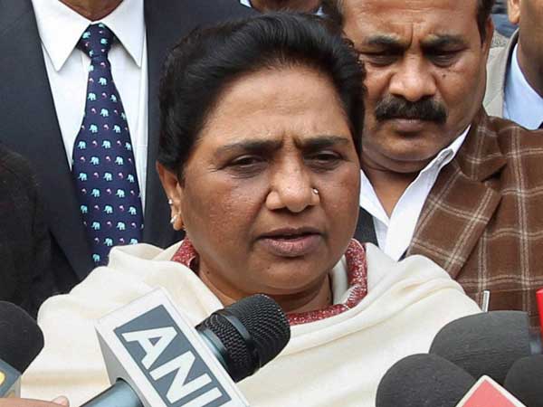 ये लोग दलित की बेटी को प्रधानमंत्री नहीं बनने देना चाहते हैं