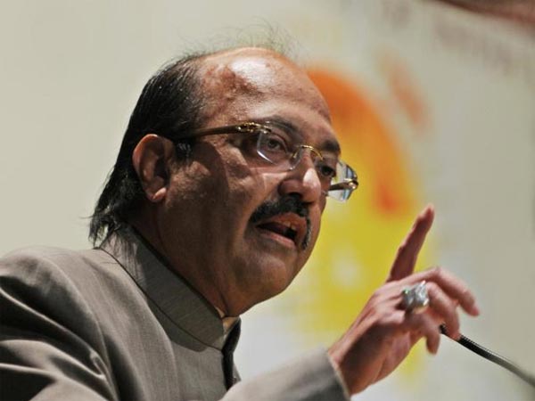 बाद में माया को बताया 'मसीहा'