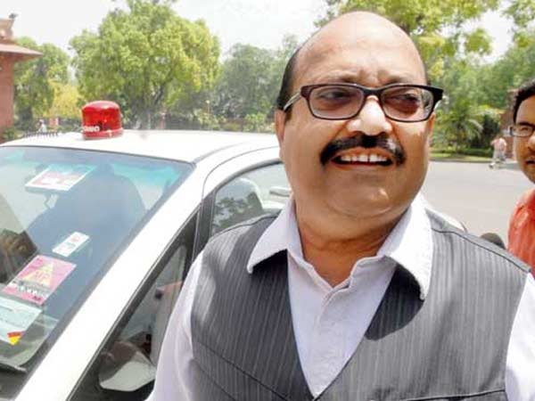 शाहरूख खान से झगड़ा