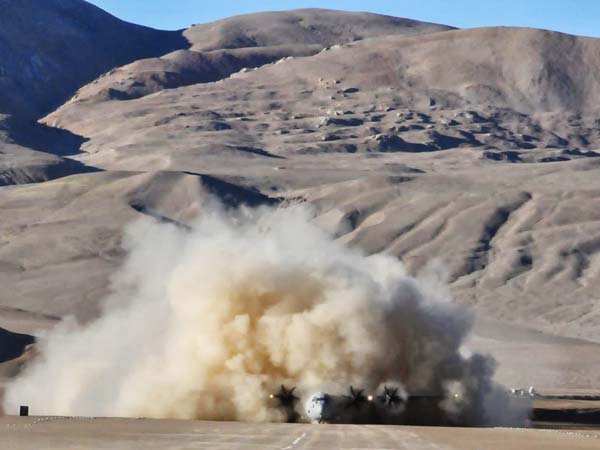 वायुसेना का सी130जे से घबराया था चीन वायुसेना का सी130जे से घबराया था चीन