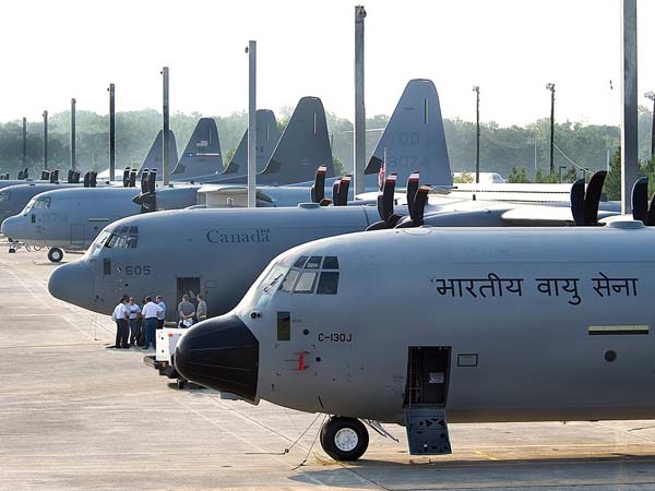 रफ्तार का शहंशाह हरक्यूलिस सी130जे रफ्तार का शहंशाह हरक्यूलिस सी130जे