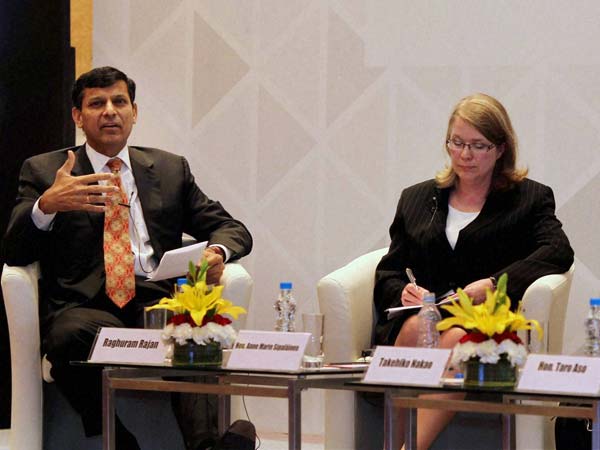 किताबों के लिए मिला है पुरस्कार किताबों के लिए मिला है पुरस्कार