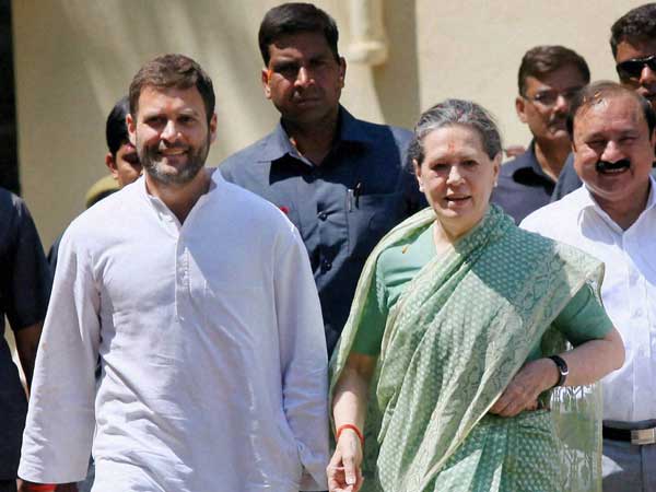 सुरक्षा के साये में गांधी परिवार 