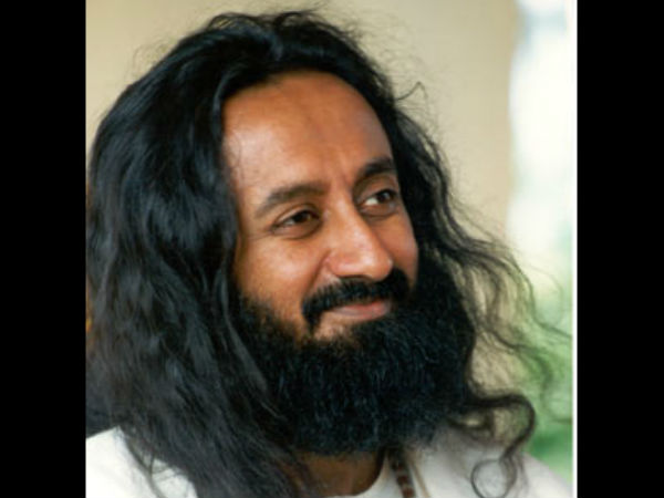 कौन हैं श्री श्री रविशंकर