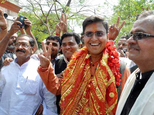 राजनीतिक पारी के आगाज की उम्‍मीद 
