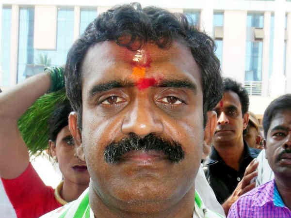 110,000 डॉलर की घड़ी 