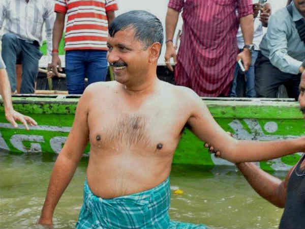 हिंदु वोटर्स को रिझाने की कोशिश 