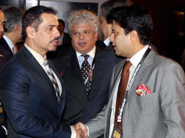 वॉड्रा फैमिली में नहीं रहा all is well