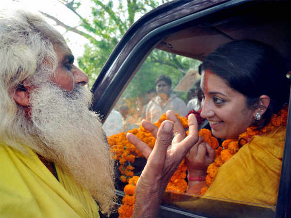 सोनिया को आप बाहरी कहती हैं?