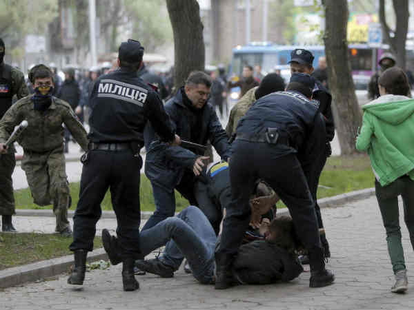 रूस से मांगी मदद 