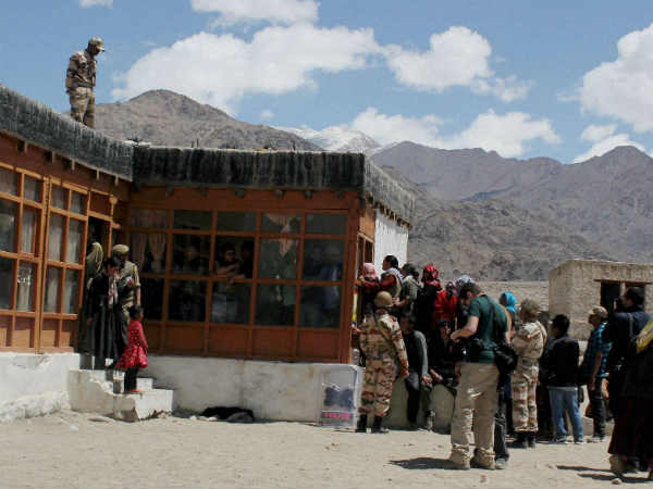  वोट‍िंग की खूबसूरत तस्वीर 