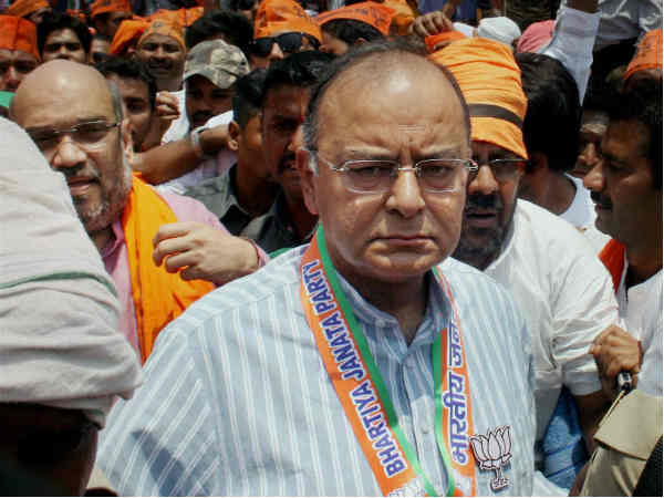 अरुण जेटली ने क्‍यों कहा बनाना रिपलिब्‍क 