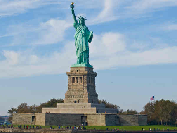 स्‍टैच्‍यू ऑफ लिबर्टी की ऊंचाई का 2/3 