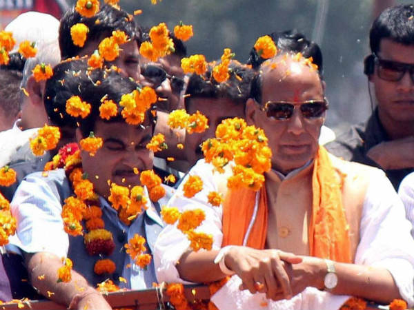 राजनाथ और गडकरी के बीच कुछ है राजनाथ और गडकरी के बीच कुछ है