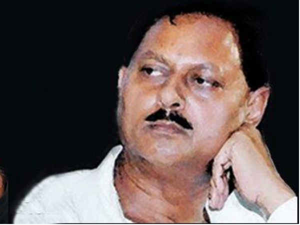 छेदी ने पलटा पासा छेदी ने पलटा पासा