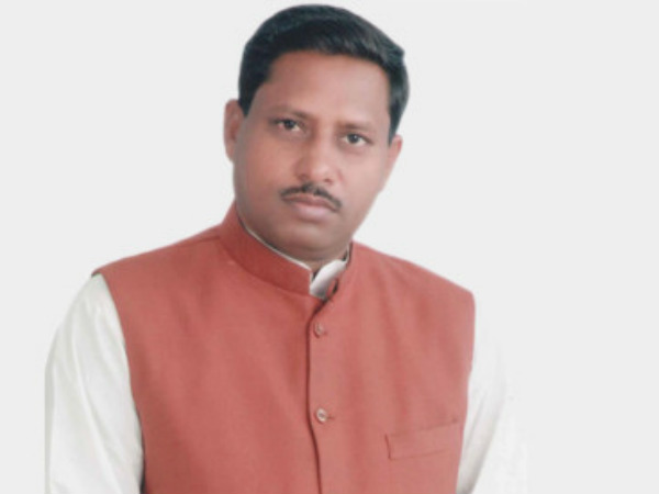 आगरा से डा. राम शंकर कथेरिया आगरा से डा. राम शंकर कथेरिया