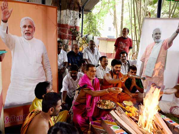 फूलपुर से भाजपा के केशव प्रसाद मौर्य फूलपुर से भाजपा के केशव प्रसाद मौर्य