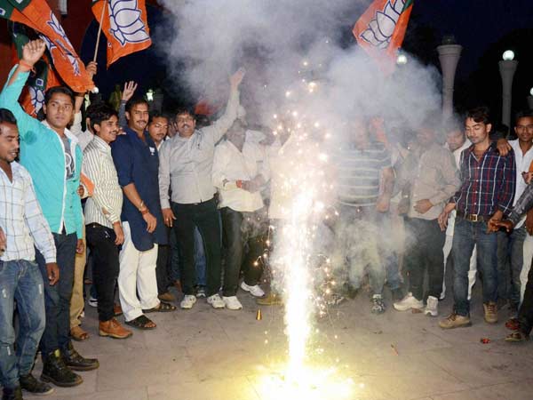 रामपुर से भाजपा के डा. नेपाल सिंह रामपुर से भाजपा के डा. नेपाल सिंह