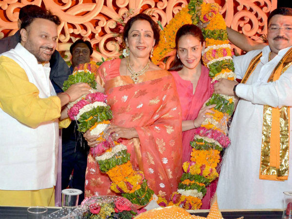 61 महिला सांसद 