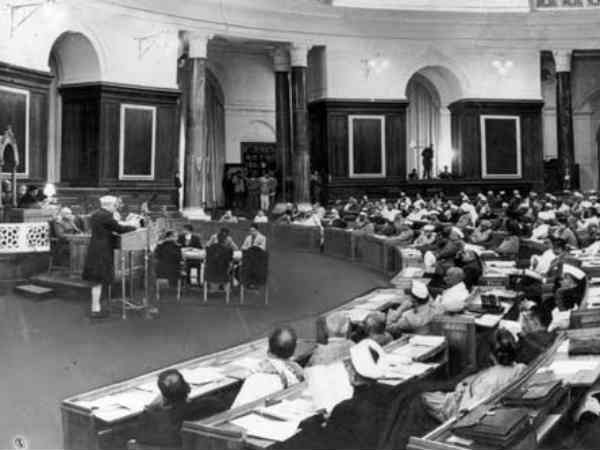 यहीं मिलते हैं राज्‍यसभा और लोकसभा सांसद