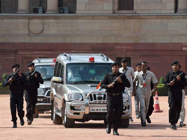 बीएमडब्लू से नैनौ तक