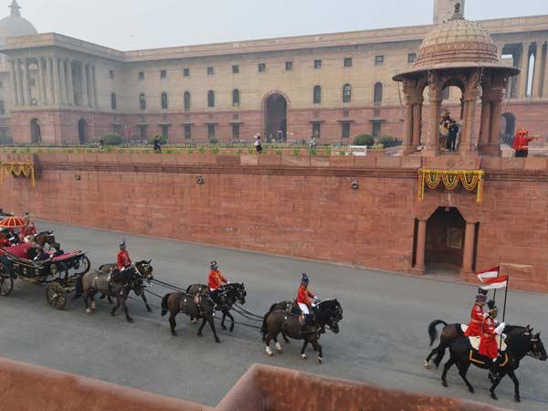 राष्‍ट्रपति भवन के आस-पास के दफ्तर 5 घंटे पहले होंगे बंद
