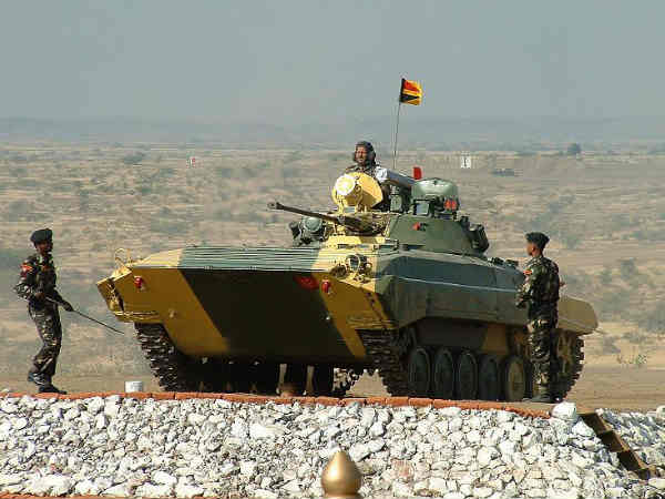 डिफेंस सर्विसिस डिफेंस सर्विसिस