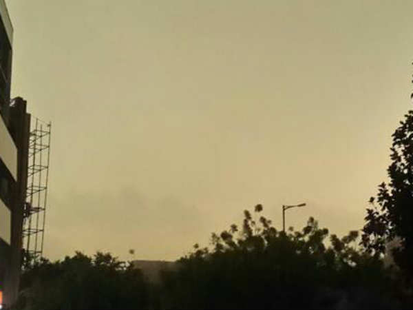 पीला आसमान 