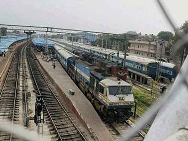 high speed train high speed train