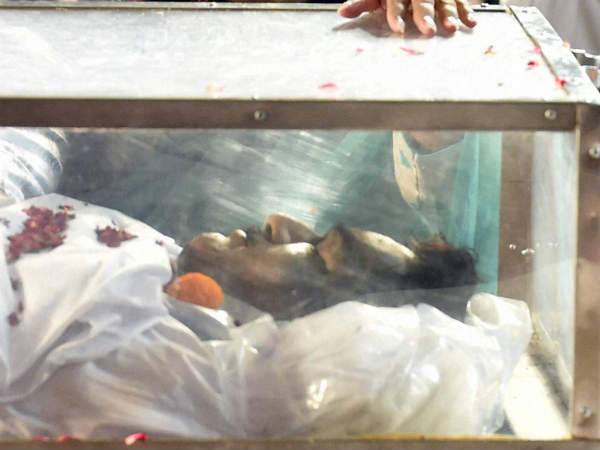 सभी ने बंधाया ढांढस 