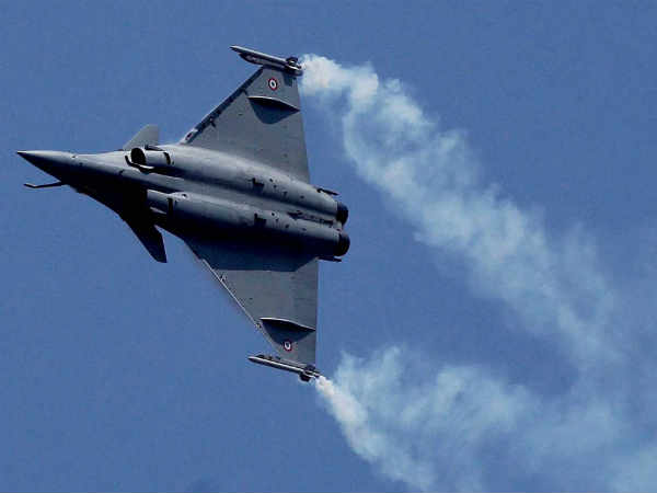 हमजा ने कहा नकली सर्जीकल स्ट्राइक हमजा ने कहा नकली सर्जीकल स्ट्राइक