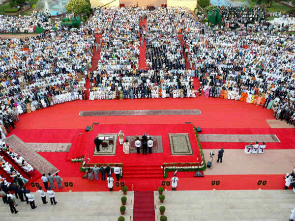 अमेरिकी स्‍टाइल का शपथ ग्रहण 