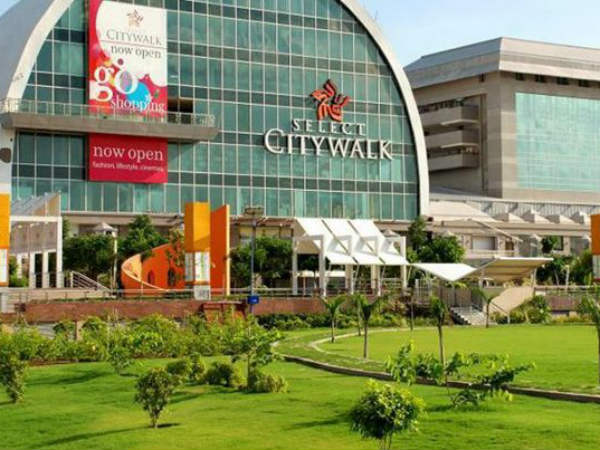 बड़े मॉल बंद होने से आम जन को परेशानी 