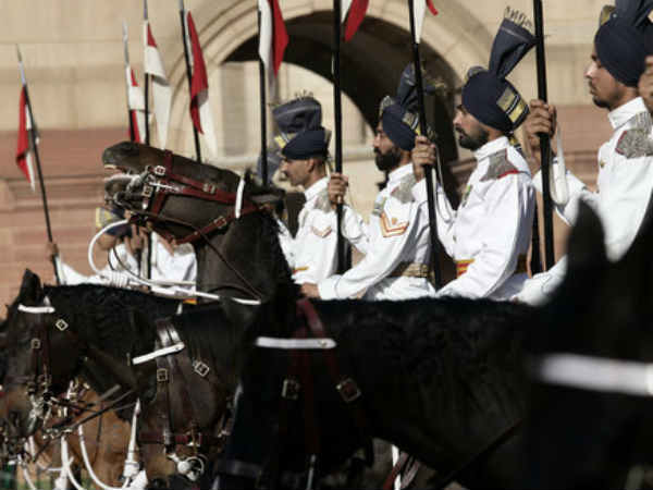 कैप्‍टन से लेकर पैराट्रूपर्स तक 