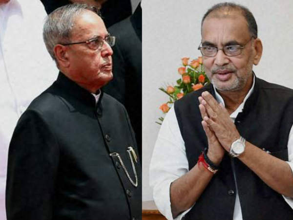 Pranab Mukherjee gives suggestion Agriculture minister Pranab Mukherjee gives suggestion Agriculture minister