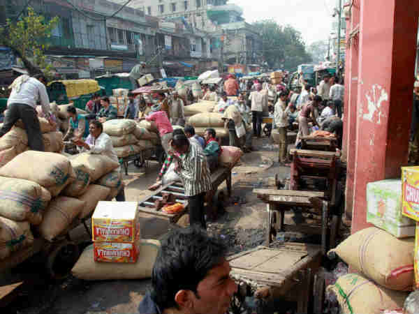 सावधान रहिए